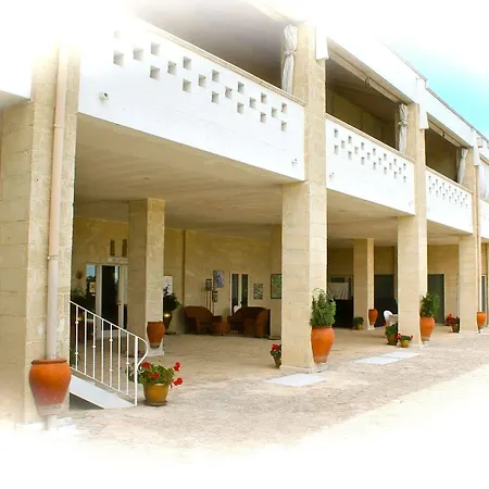 La Camera Ducale Relais גרבינה אין פוליה
